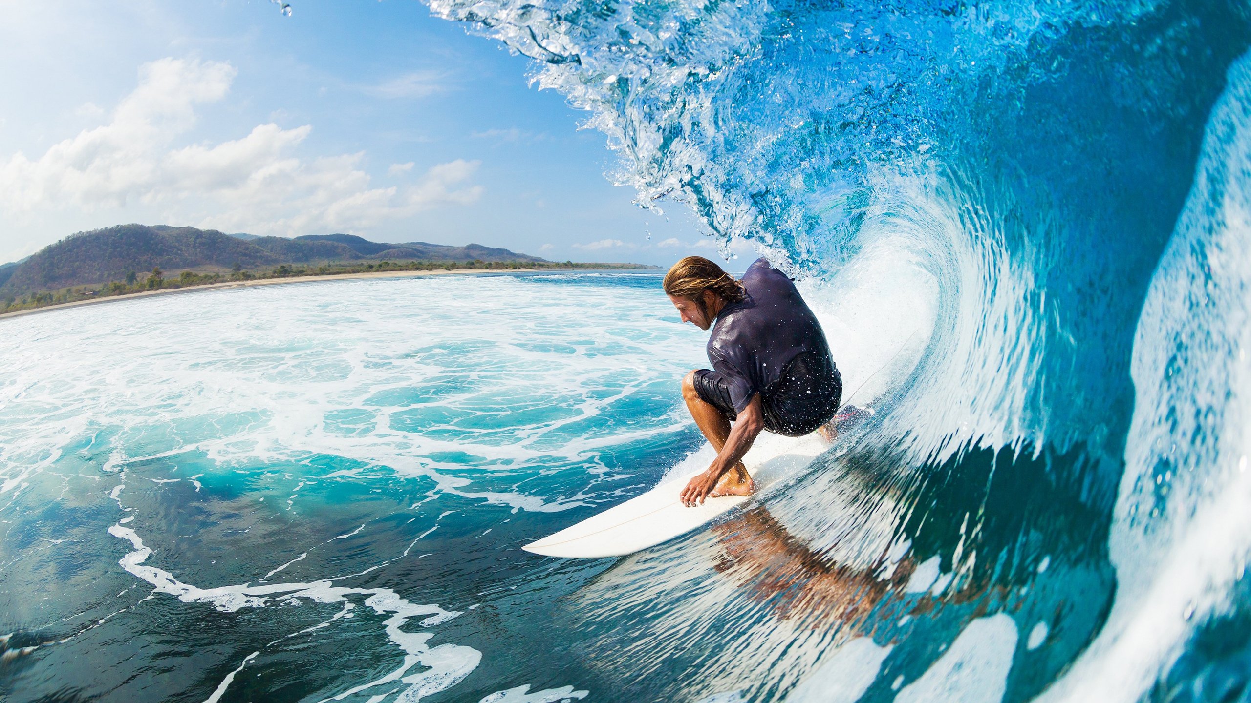 排球赛场焦点！西班牙队对阵葡萄牙队，冠军之争悬念重重，胜负难料-爱游戏